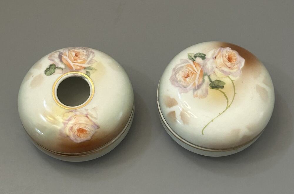 Royal Rudolstadt Hair Receiver and Trinket Box Hand Painted Prussia Vanity READ